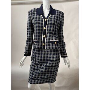 St. John Collection Navy & Cream Plaid Knit Skirt Suit Size 2 With Gold Button A